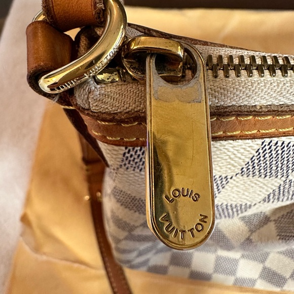 Authentic Louis Vuitton Siracusa - discontinued bag - Picture 7 of 13